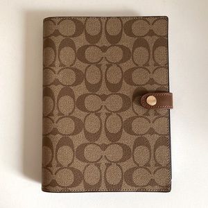 NWT Coach Signature Notebook in Khaki